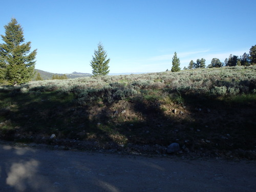 GDMBR: Climbing to Red Rock Pass.
